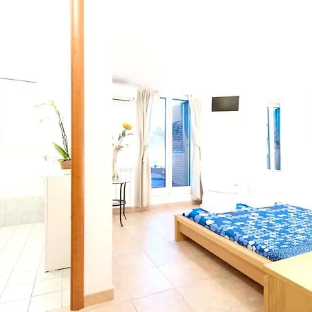 Apartment Via Cesare Algranati *